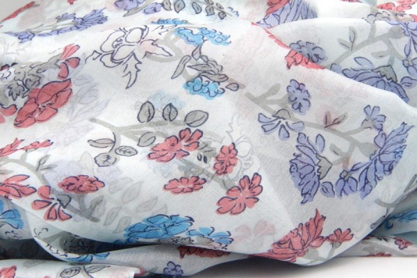 Foulard en soie bohème chic Foulard en soie bohème chic