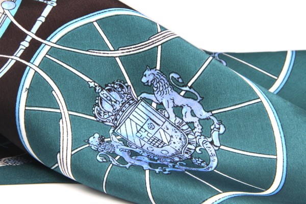 Carre en soie British Carre en soie British