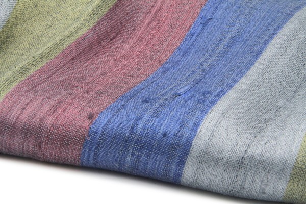 Foulard en soie Vang haï Foulard en soie Vang haï
