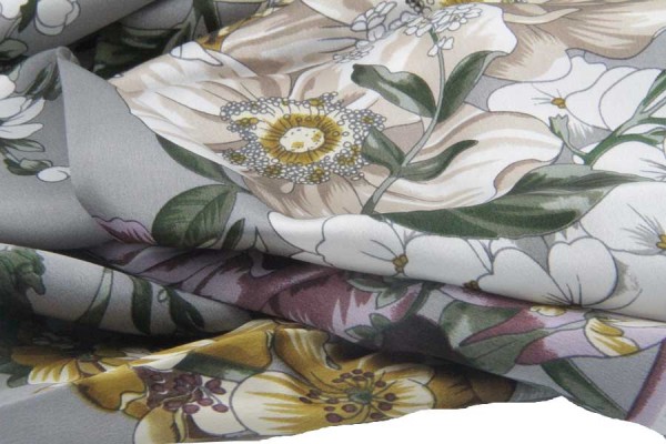 Large silk square Annapurna Large silk square Annapurna