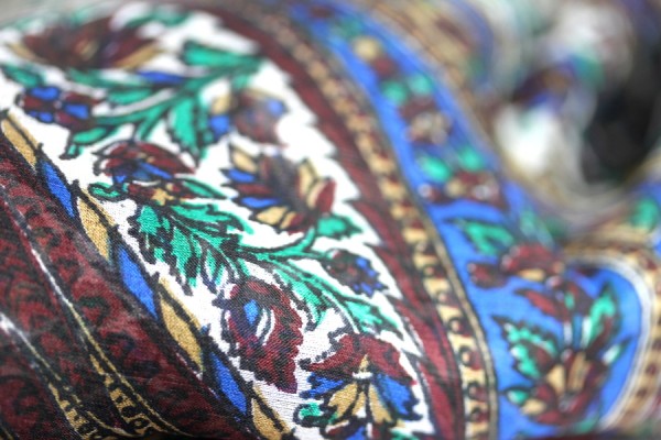 Bombay Silk Square Bombay Silk Square
