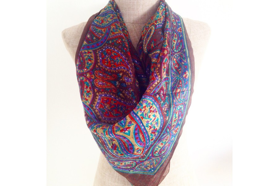 Foulard Carré En Soie Rouge - Neuf Avec étiquettes - Mixte - Réf. FO-SO-BA-3