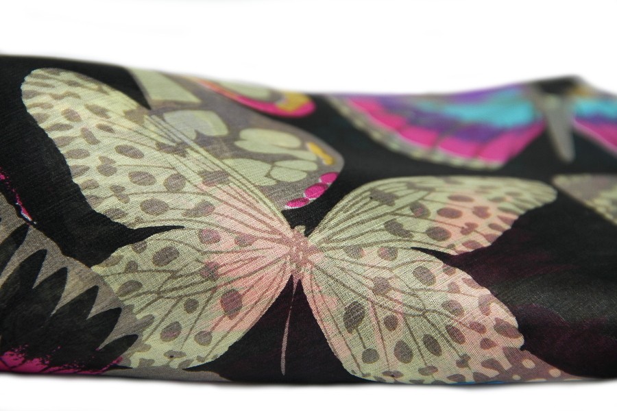 Foulard En Soie Brighton Noir - Accessoire Élégant Neuf Avec Étiquette - Soie Véritable