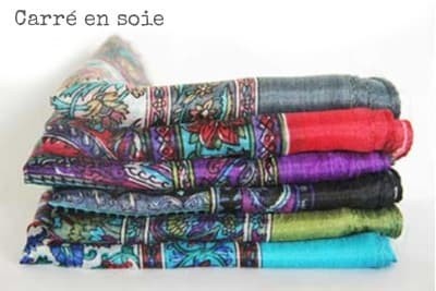 Foulard carré en soie Foulard carré en soie